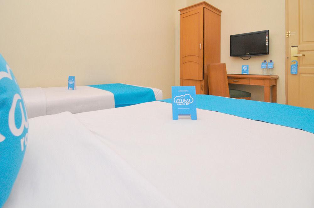 Hotel Maricaya Makassar Bagian luar foto