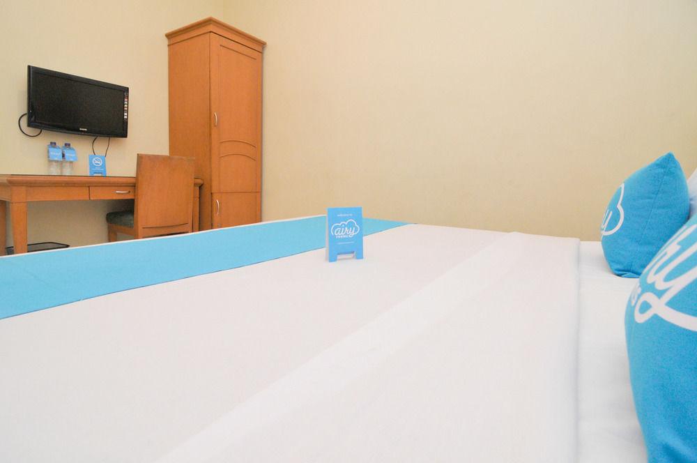 Hotel Maricaya Makassar Bagian luar foto
