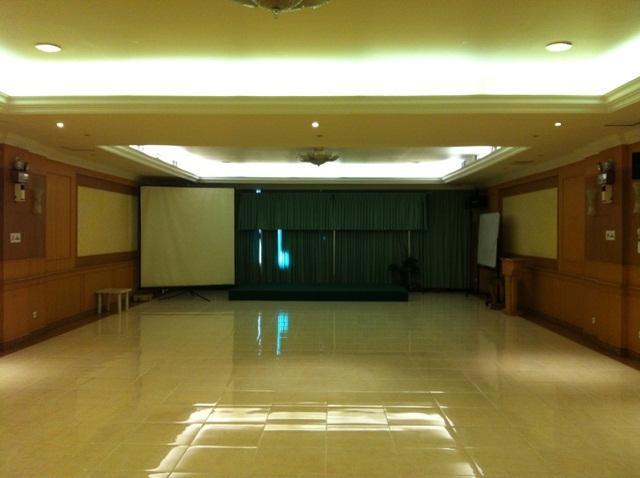Hotel Maricaya Makassar Bagian luar foto