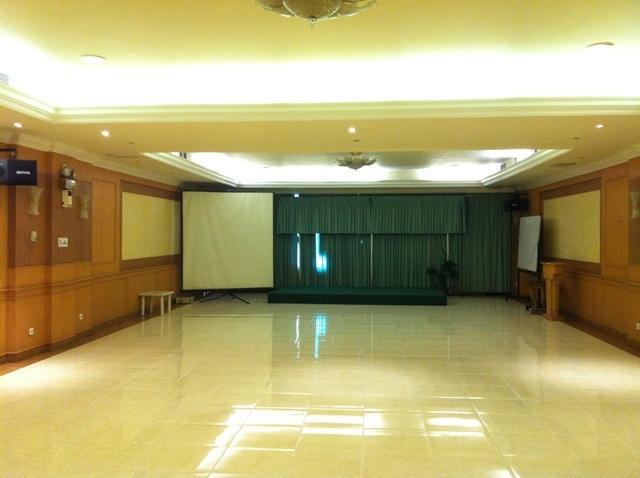 Hotel Maricaya Makassar Bagian luar foto